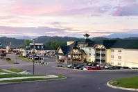 Morning view of The Lodge at Five Oaks hotel in Sevierville TN