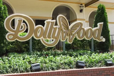 Dollywood Sign