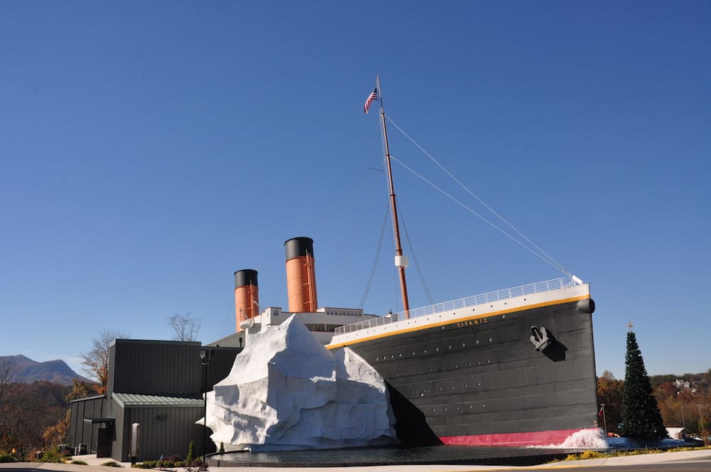 exterior of the titanic museum in pigeon forge