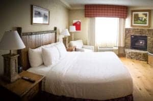 Lodge at Five Oaks Hotel Room