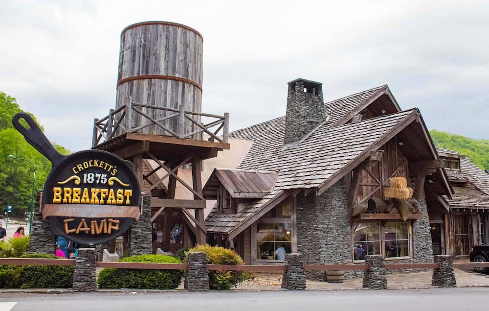 3 Best Smoky Mountain Restaurants to Visit for Breakfast