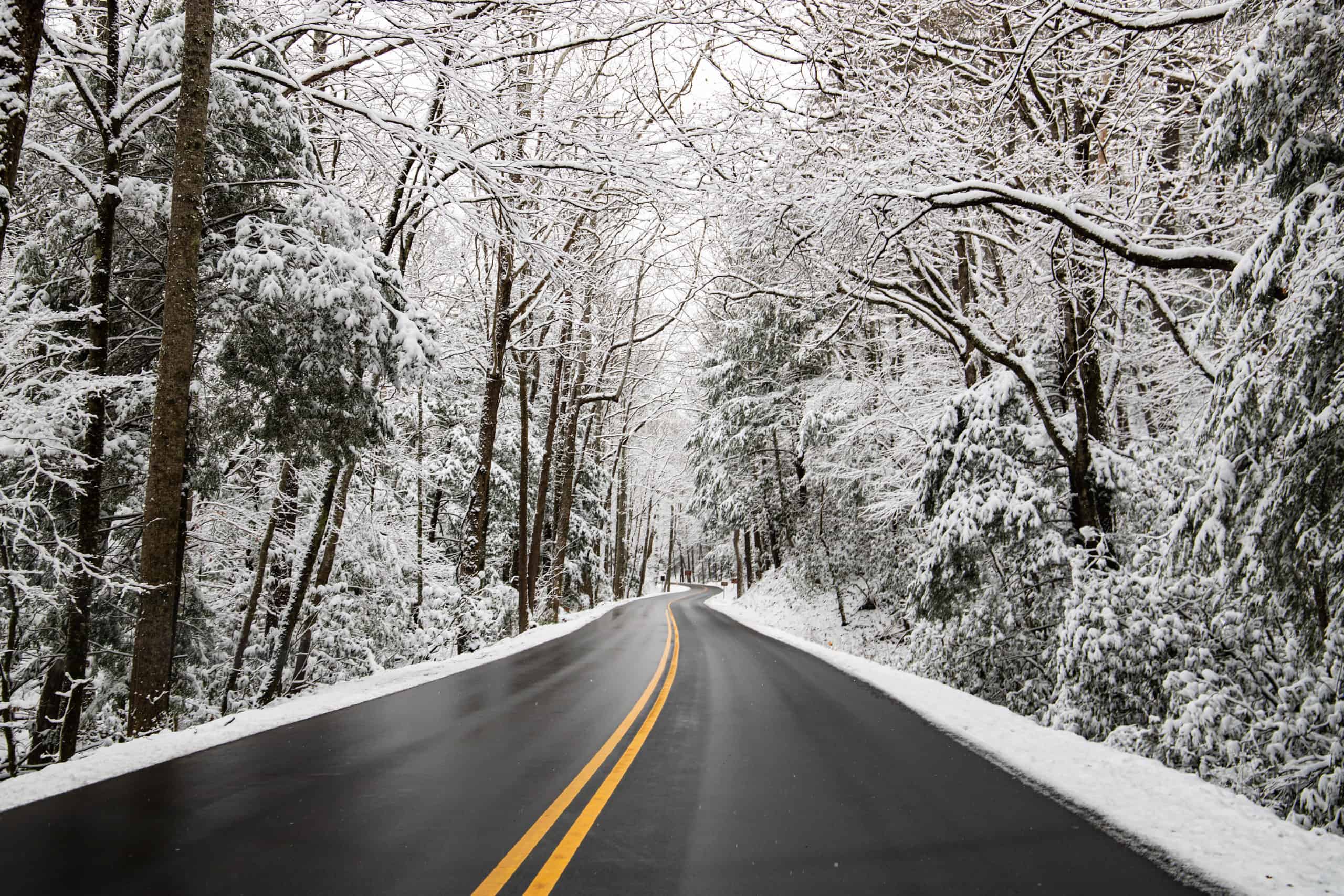 road in the smoky mountains in the snow