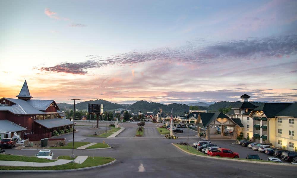 4 Benefits of Staying at Our Hotel in Sevierville TN